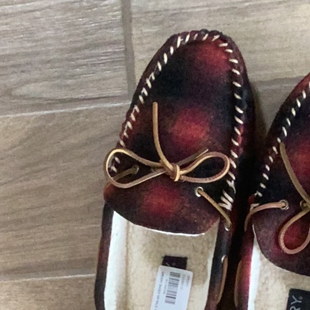 Sperry men’s slippers